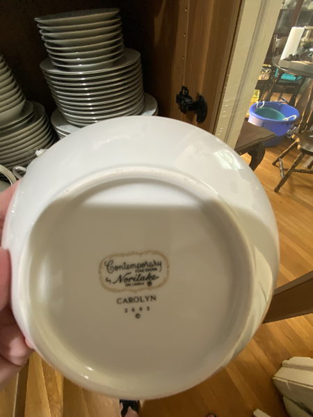 Noritake Carolyn Fine China Serving Bowl