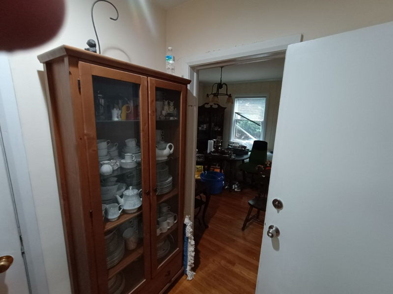 Hallway / Dining Room Transition Overview