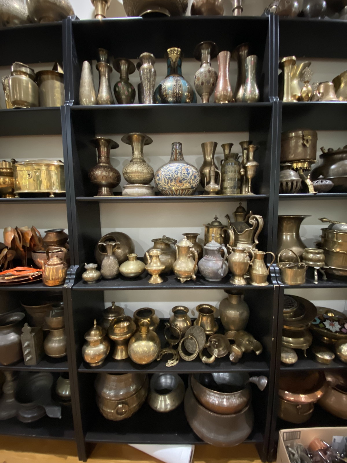 Large Brass & Copper Metalware Collection, Baker’s Rack